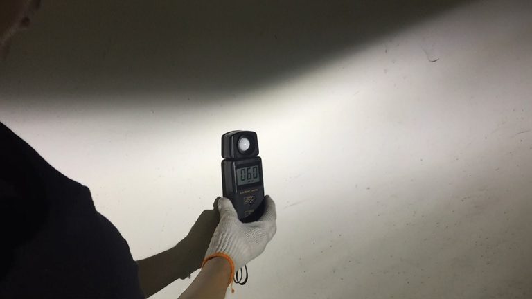 Reading on the lux meter