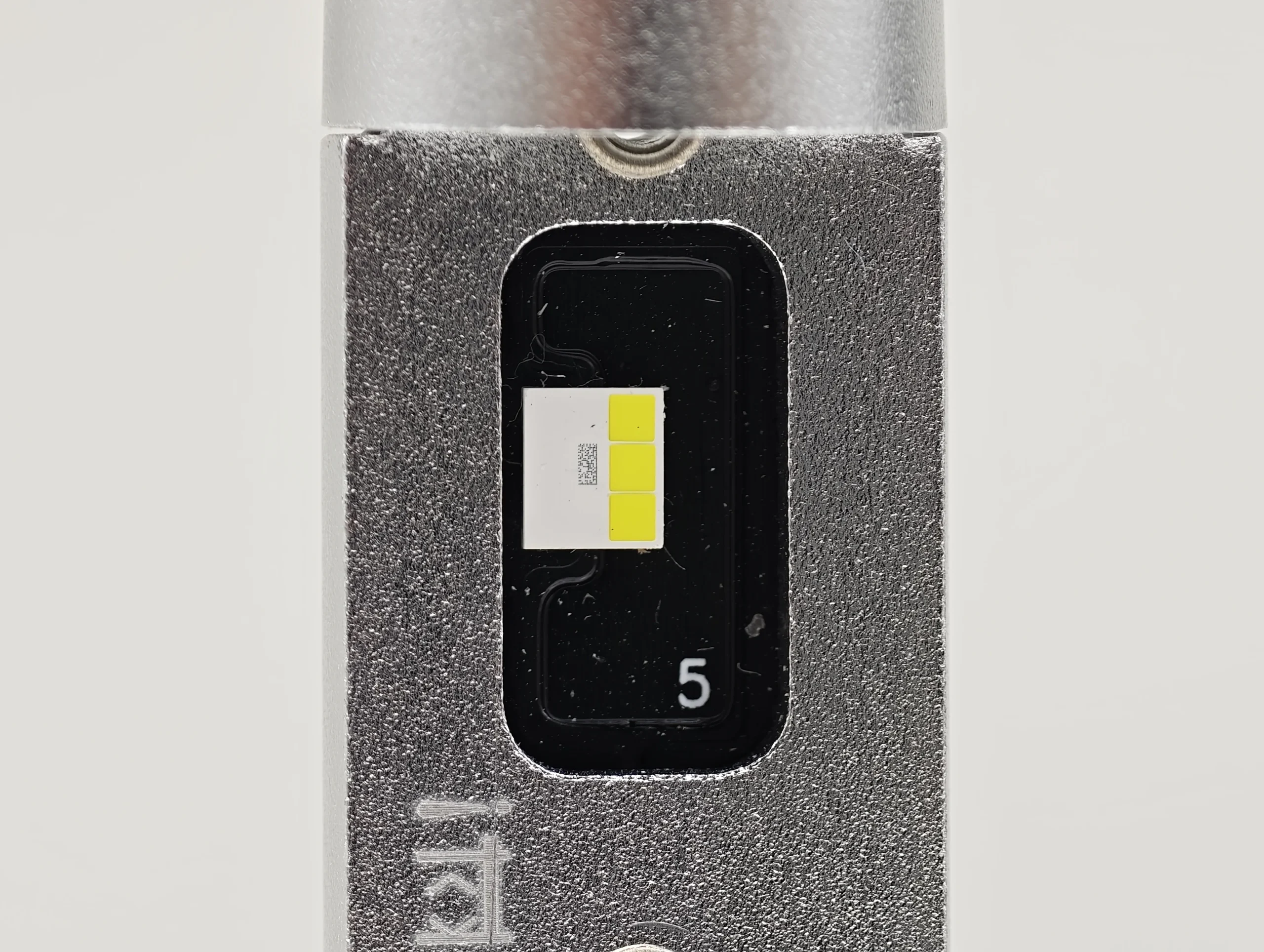OSRAM Night Breaker LED Smart ECE H11 LED emitter close-up